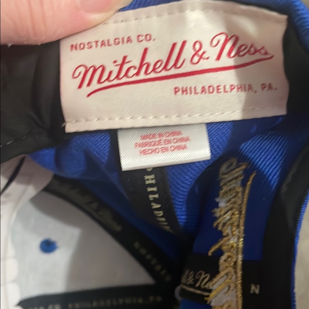 Mitchell & Ness Blue Basketball Snapback Hat - Picture 5 of 5